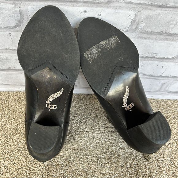 UGG black Charlotte ankle booties brown leather size 6 - Picture 5 of 11